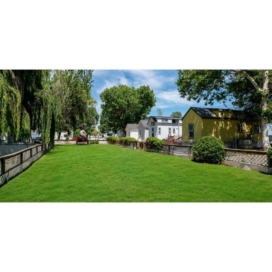 Snug Harbor Rv Park & Marina Otel Walnut Grove Dış mekan fotoğraf